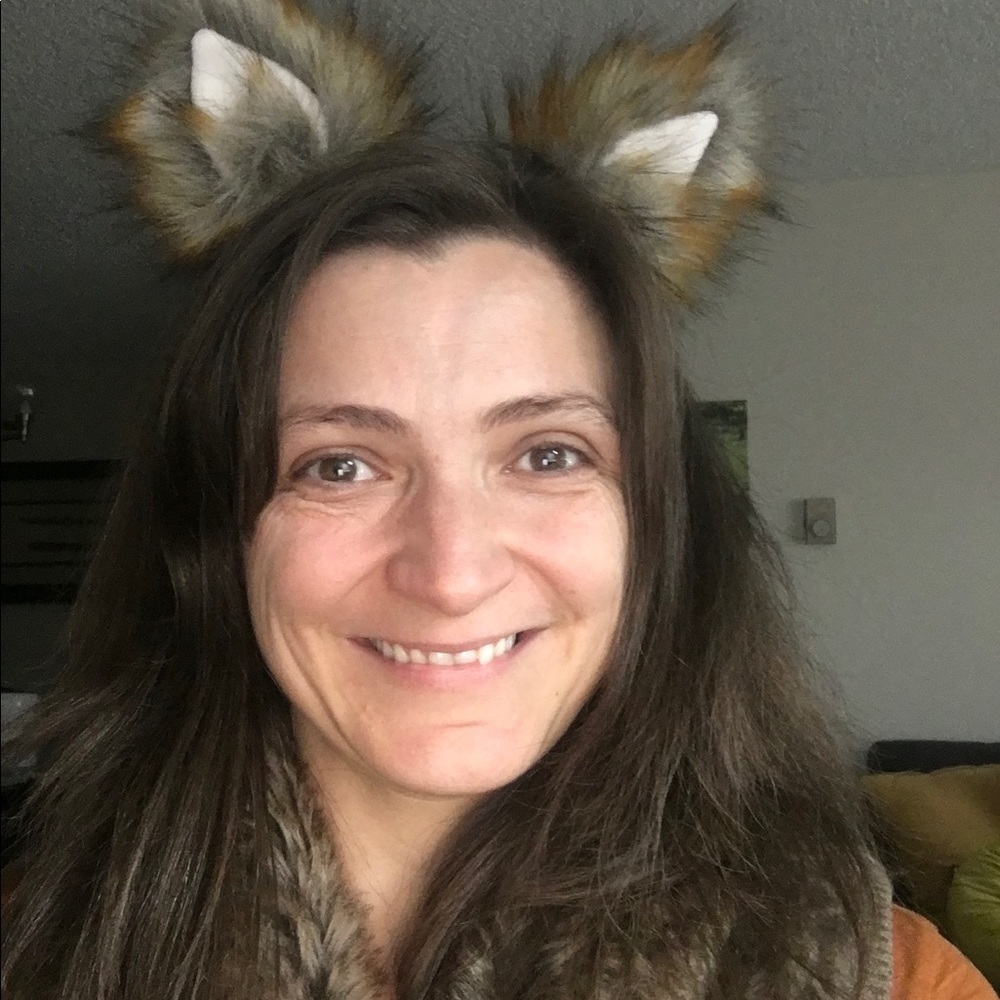 Meet your Posher, Angela
